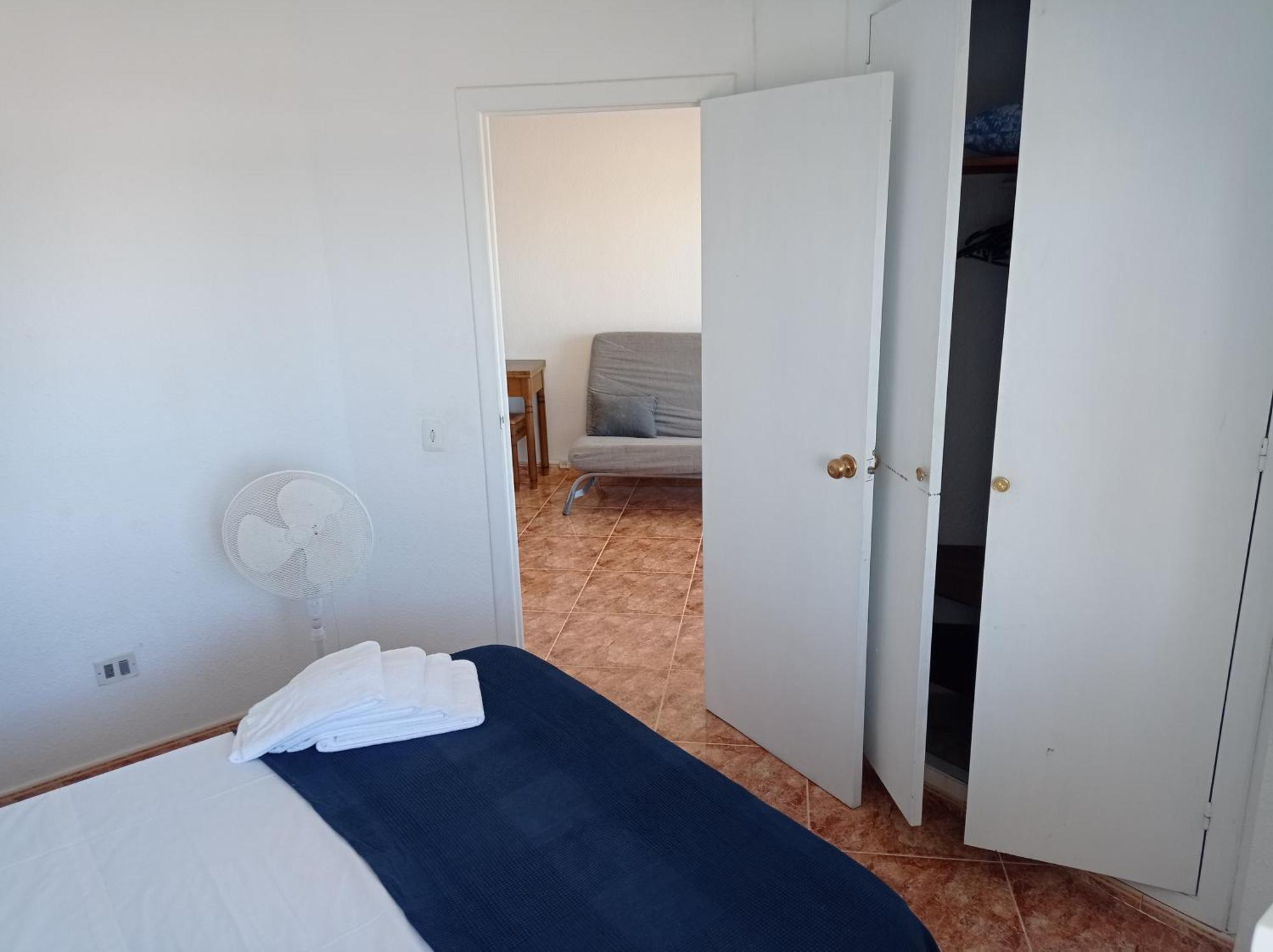 גאנדיה Apartamentos Bonaire 1ª Linea Wifi Solo Familias Serviplaya חדר תמונה